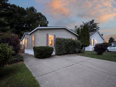 8000 Warren Woods Road, Unit 100, Three Oaks, MI 49128