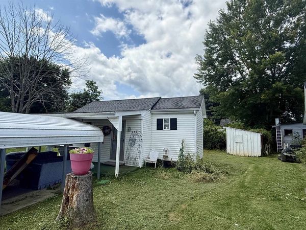 212 2nd , South Shore, KY 41175