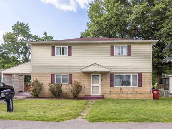 2412 3rd Street W , Ashland, KY 41102