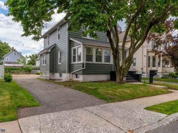 11 Jean Ct, Woodbridge, NJ 07095