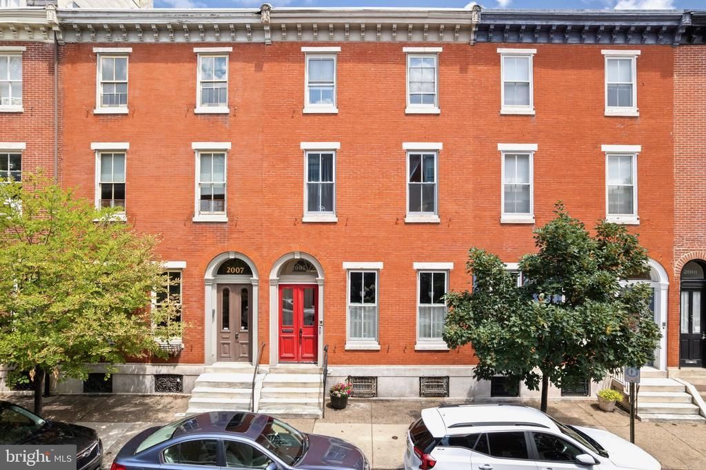 2005 WALLACE STREET , PHILADELPHIA, PA 19130