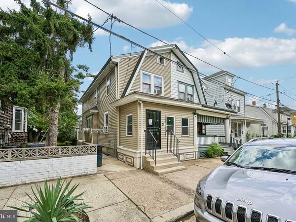 862 FAIRMOUNT AVENUE, TRENTON, NJ 08629