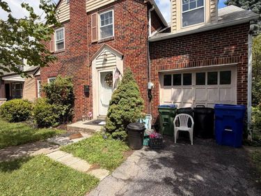 3806 HILLCREST ROAD , HARRISBURG, PA 17109
