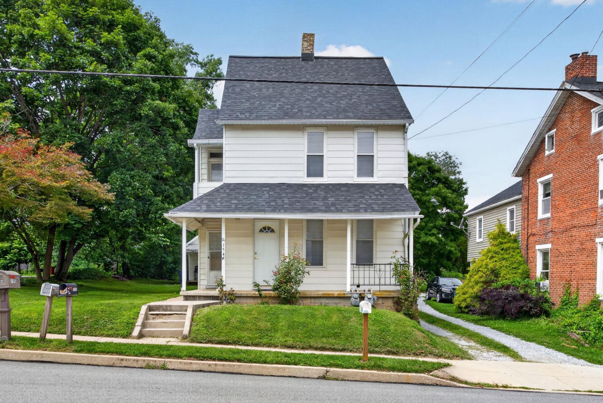154 S MAIN STREET, SEVEN VALLEYS, PA 17360