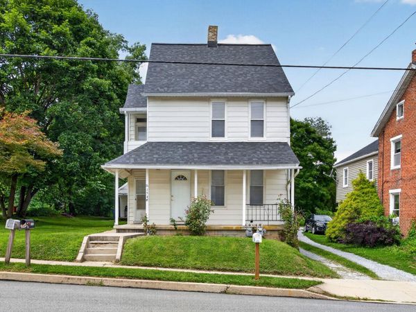 154 S MAIN STREET, SEVEN VALLEYS, PA 17360