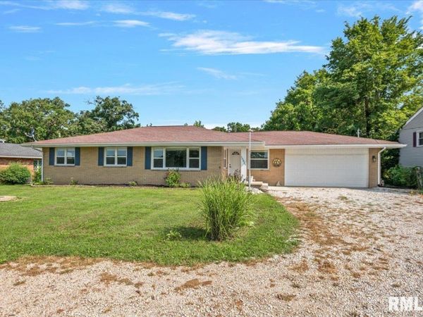 10827 BUCKHART Road, Rochester, IL 62563