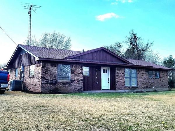 17574 State Highway 56, Southmayd, TX 75092