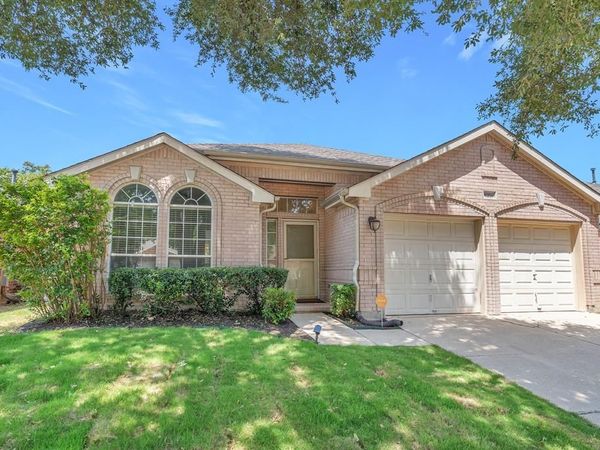 6216 Comfort Drive, Fort Worth, TX 76132