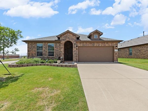 1216 Larkspur Lane, Cleburne, TX 76033