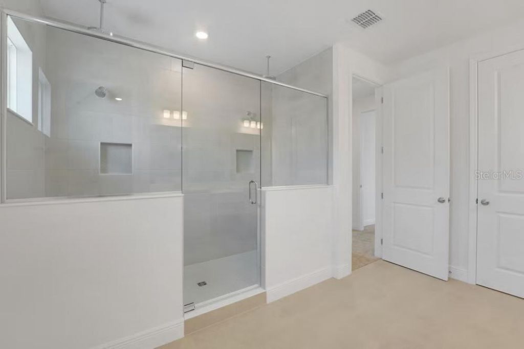 15075 Tea Tree Drive , Winter Garden, FL 34787 Photo