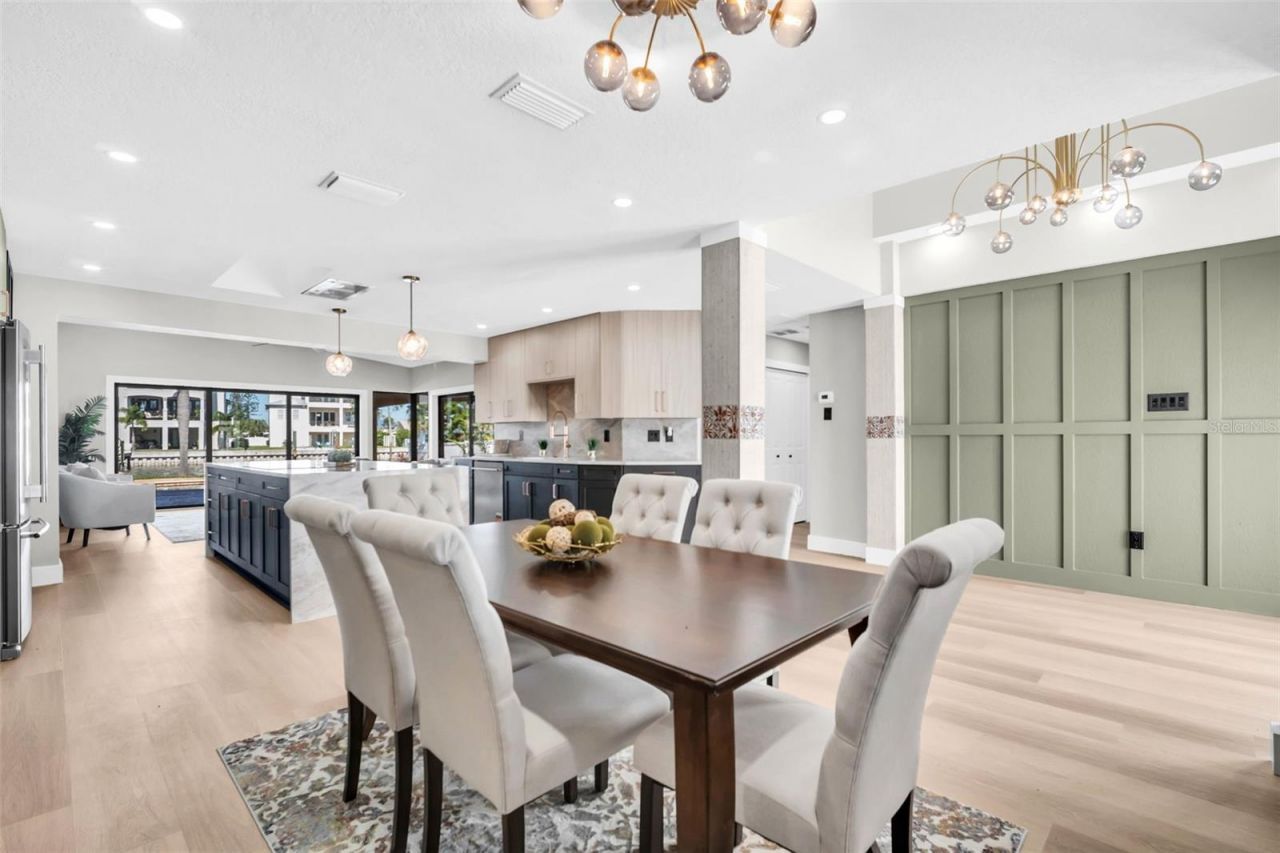 15918 Redington Drive, Redington Beach, FL 33708 Photo