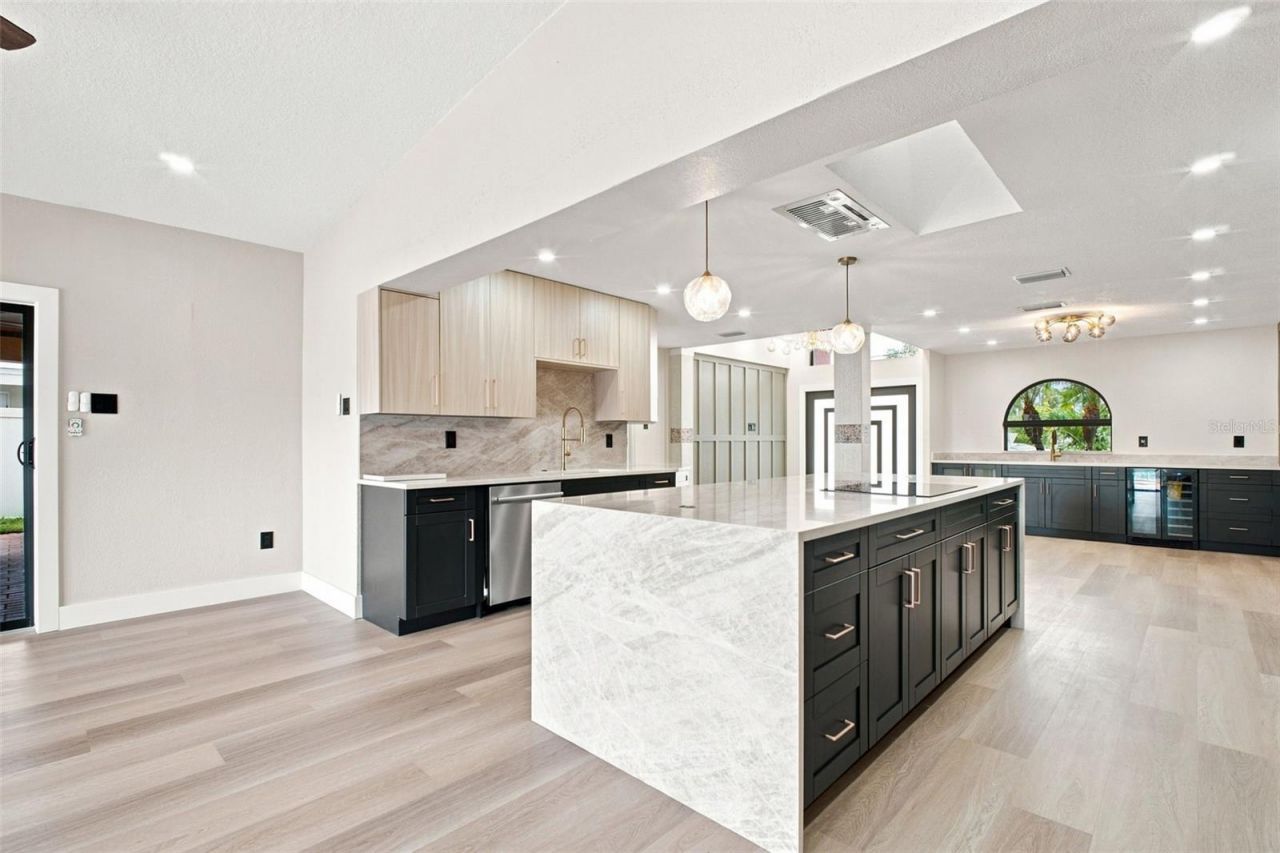 15918 Redington Drive, Redington Beach, FL 33708 Photo