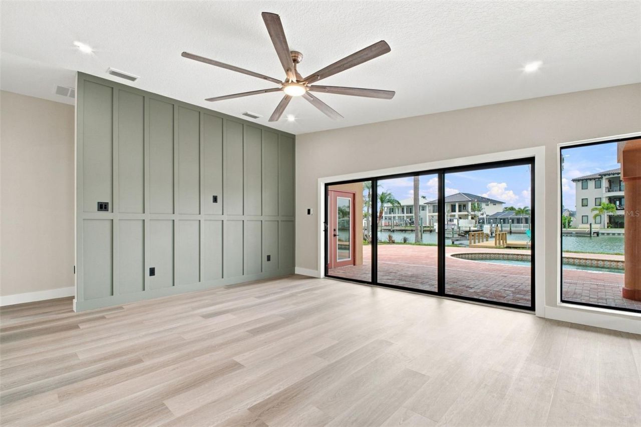 15918 Redington Drive, Redington Beach, FL 33708 Photo