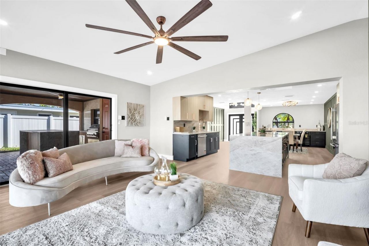 15918 Redington Drive, Redington Beach, FL 33708 Photo