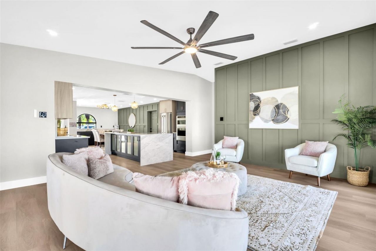 15918 Redington Drive, Redington Beach, FL 33708 Photo