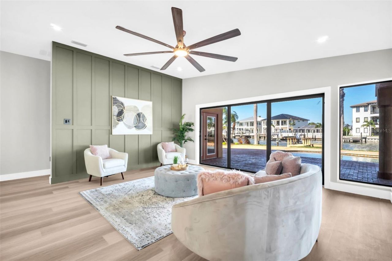 15918 Redington Drive, Redington Beach, FL 33708 Photo