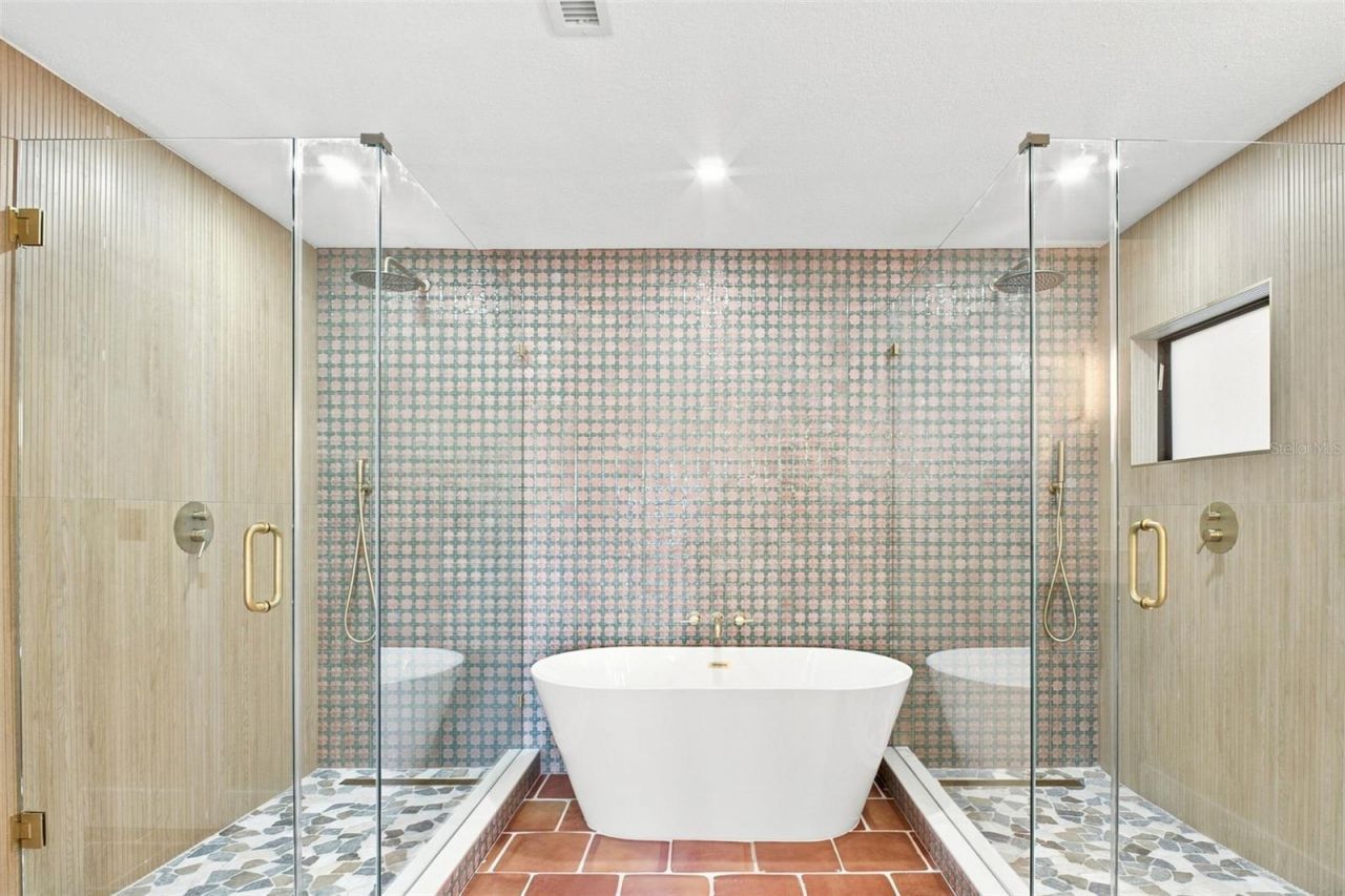 15918 Redington Drive, Redington Beach, FL 33708 Photo