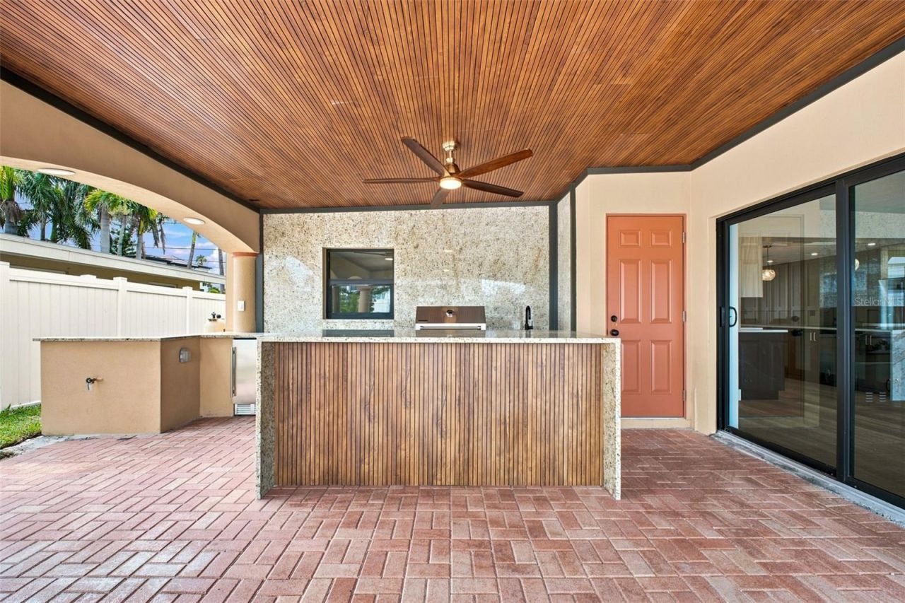 15918 Redington Drive, Redington Beach, FL 33708 Photo