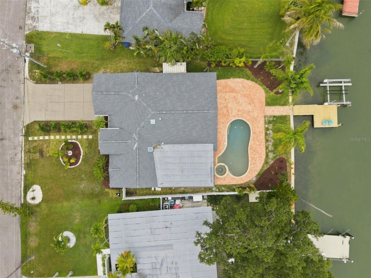 15918 Redington Drive, Redington Beach, FL 33708 Photo