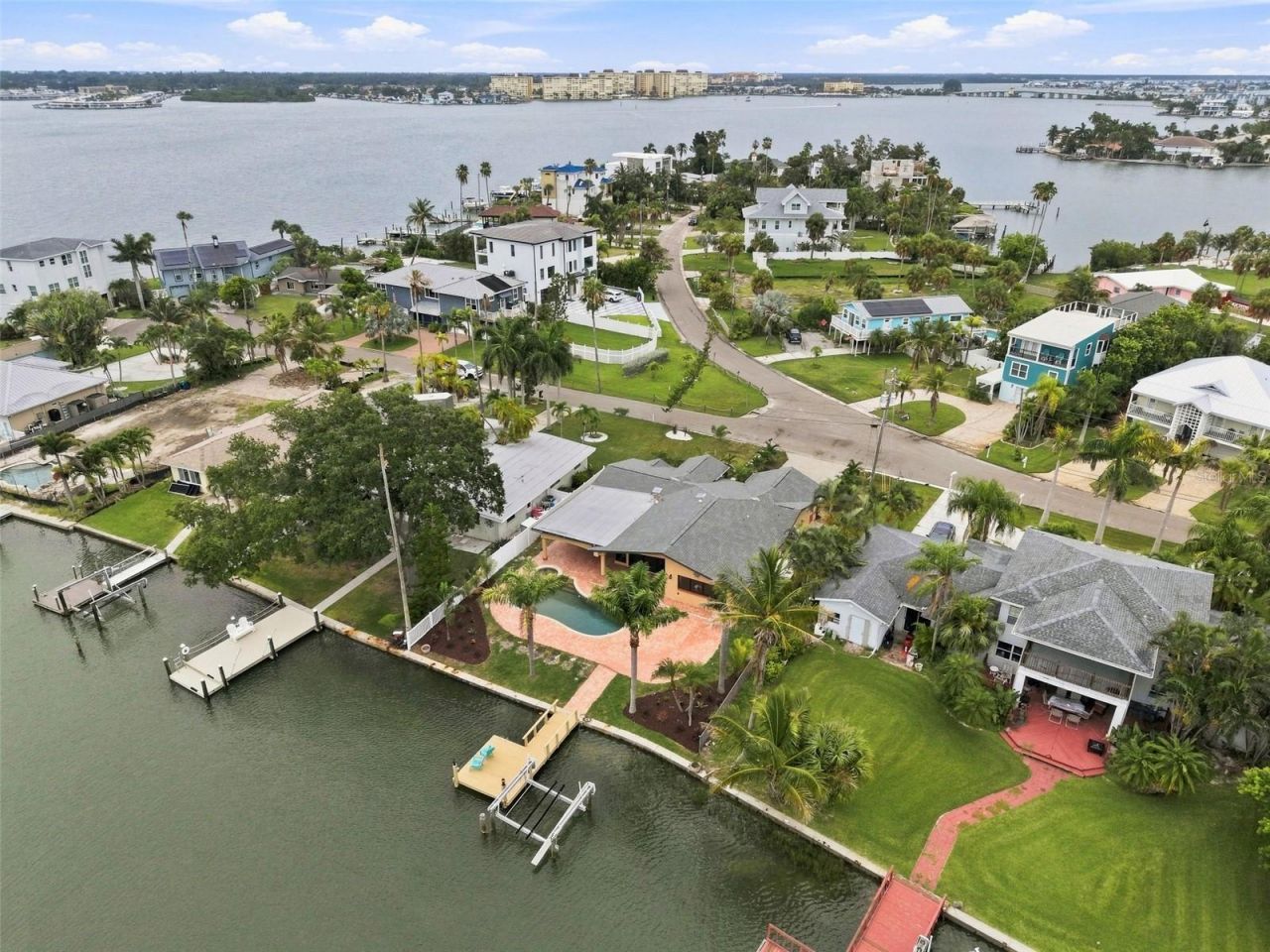 15918 Redington Drive, Redington Beach, FL 33708 Photo