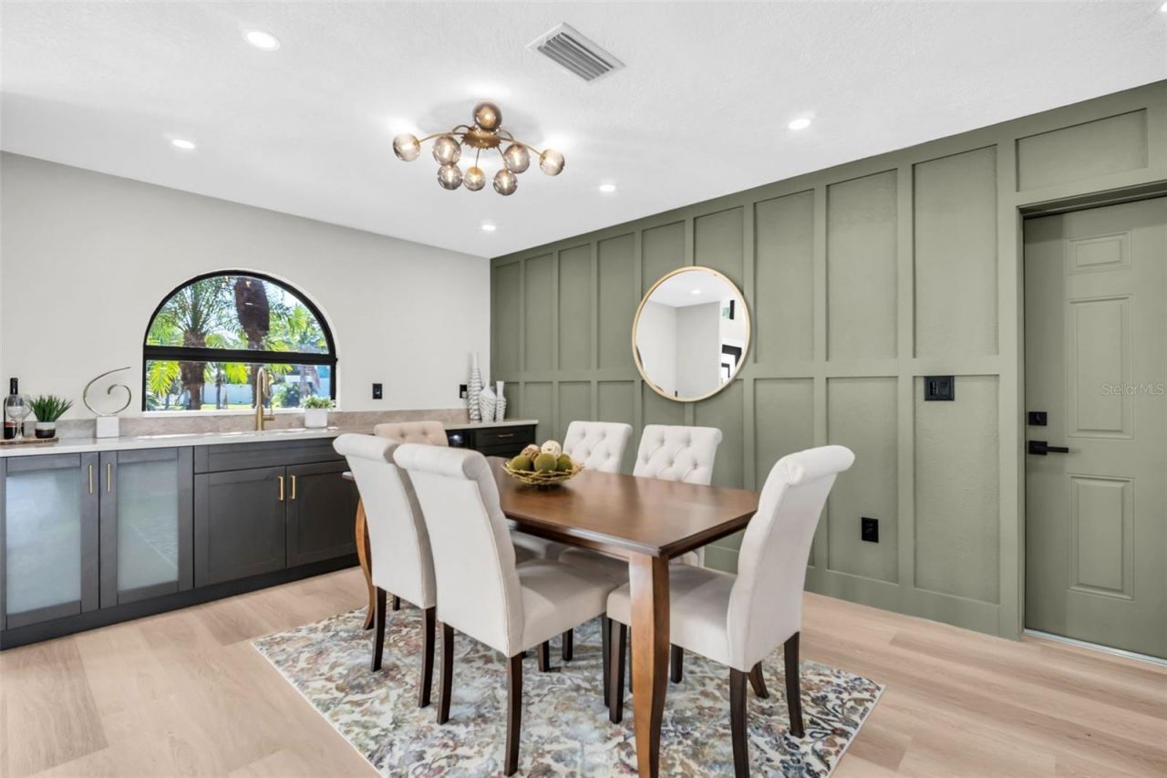 15918 Redington Drive, Redington Beach, FL 33708 Photo