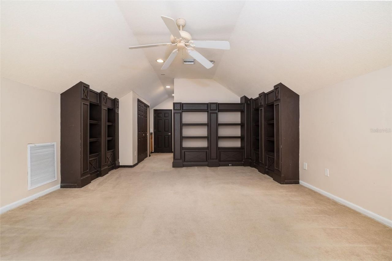 314 W Lake Victoria Circle, Deland, FL 32724 Photo