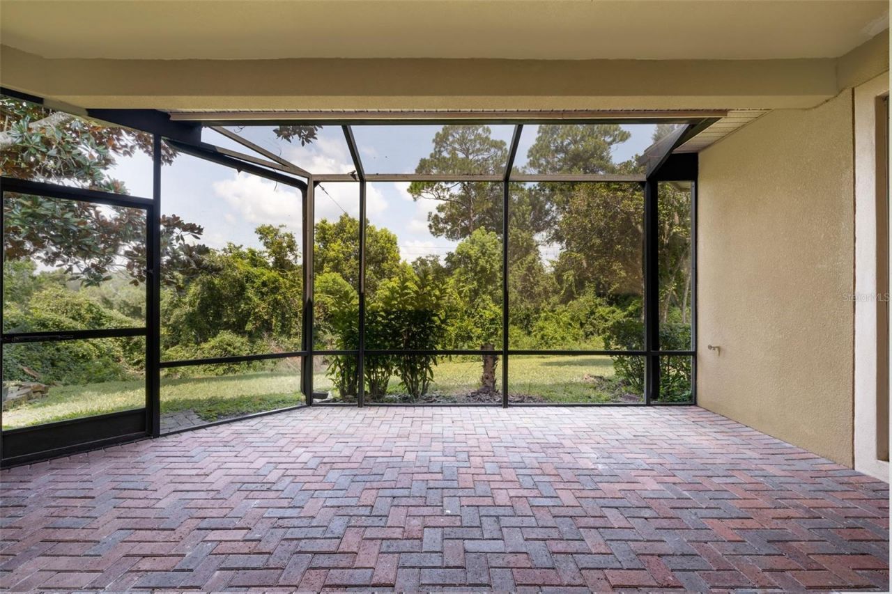 314 W Lake Victoria Circle, Deland, FL 32724 Photo