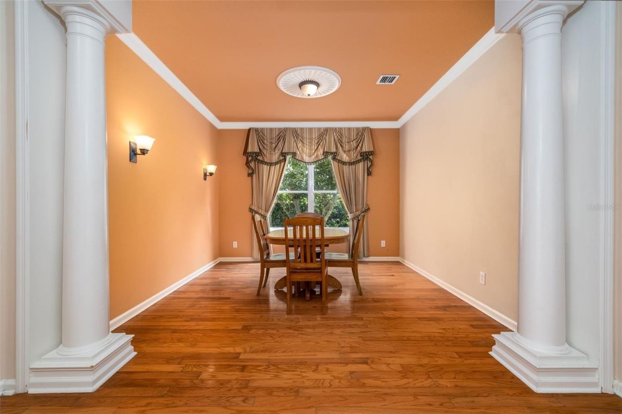 314 W Lake Victoria Circle, Deland, FL 32724 Photo