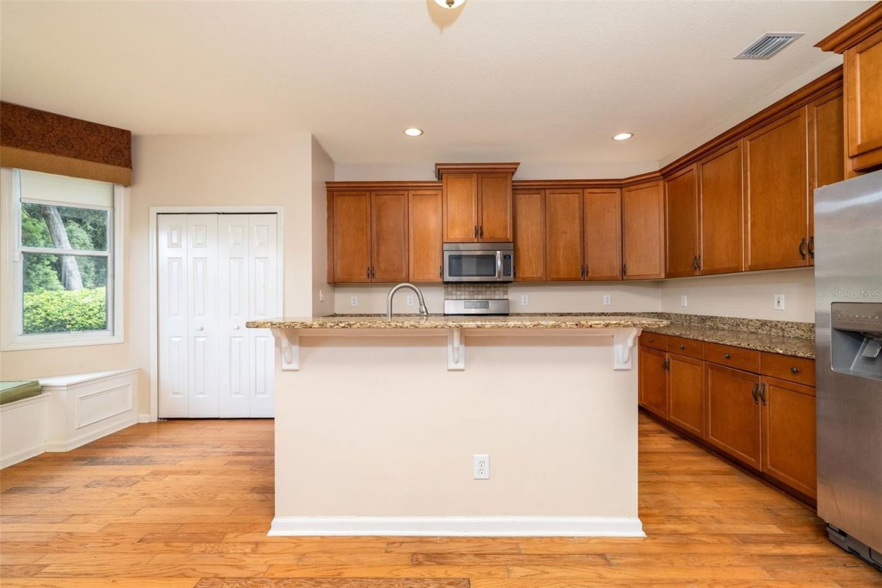 314 W Lake Victoria Circle, Deland, FL 32724 Photo