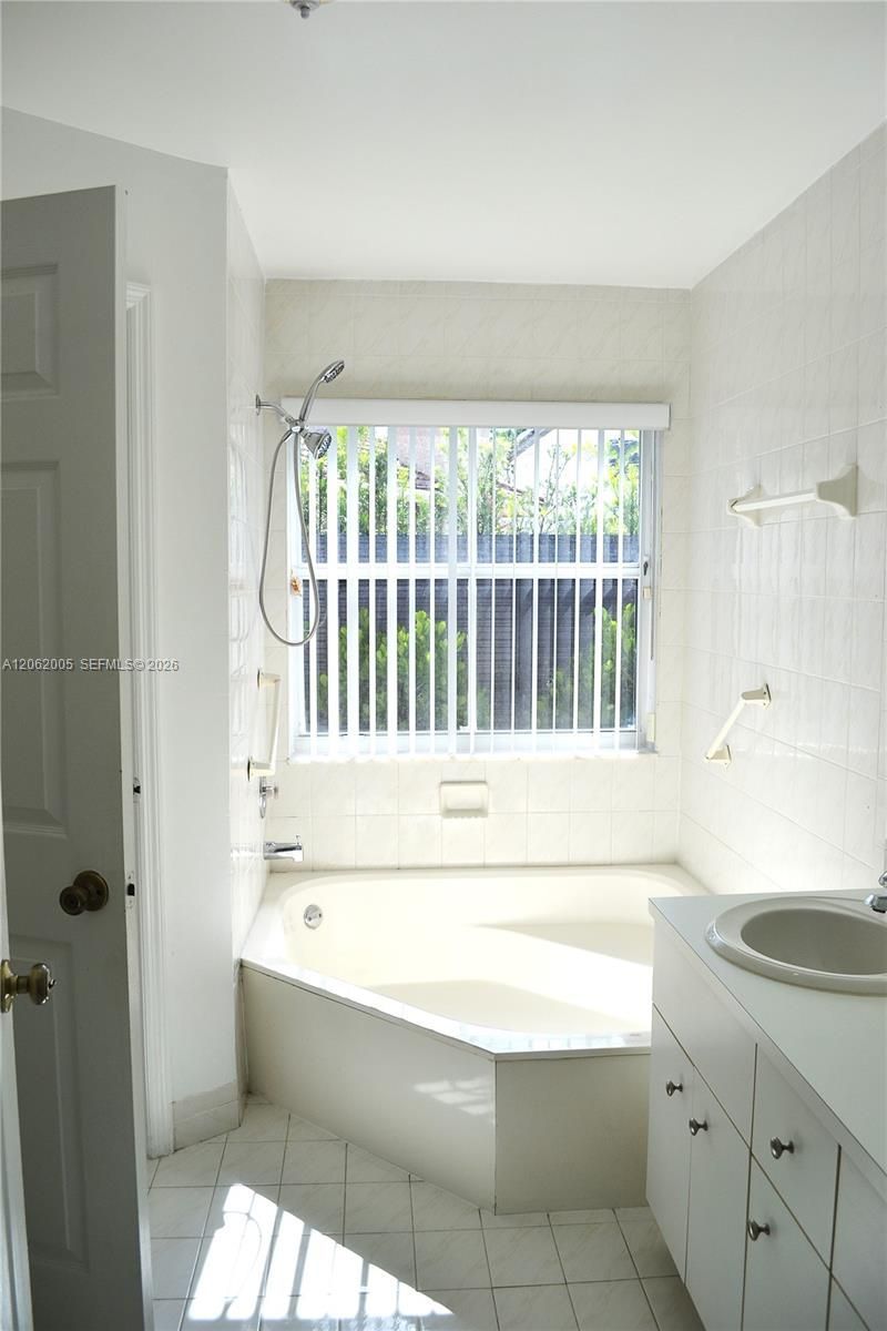 8328 SW 163rd Ave , Miami, FL 33193 Photo