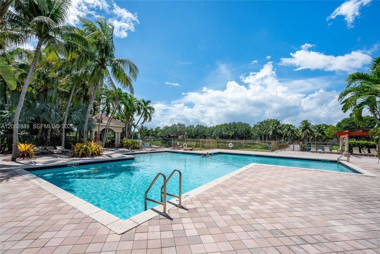 2482 Centergate Dr, Unit 101, Miramar, FL 33025 Photo
