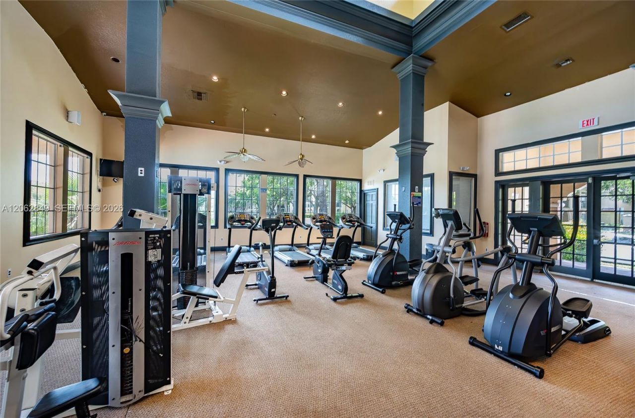 2482 Centergate Dr, Unit 101, Miramar, FL 33025 Photo