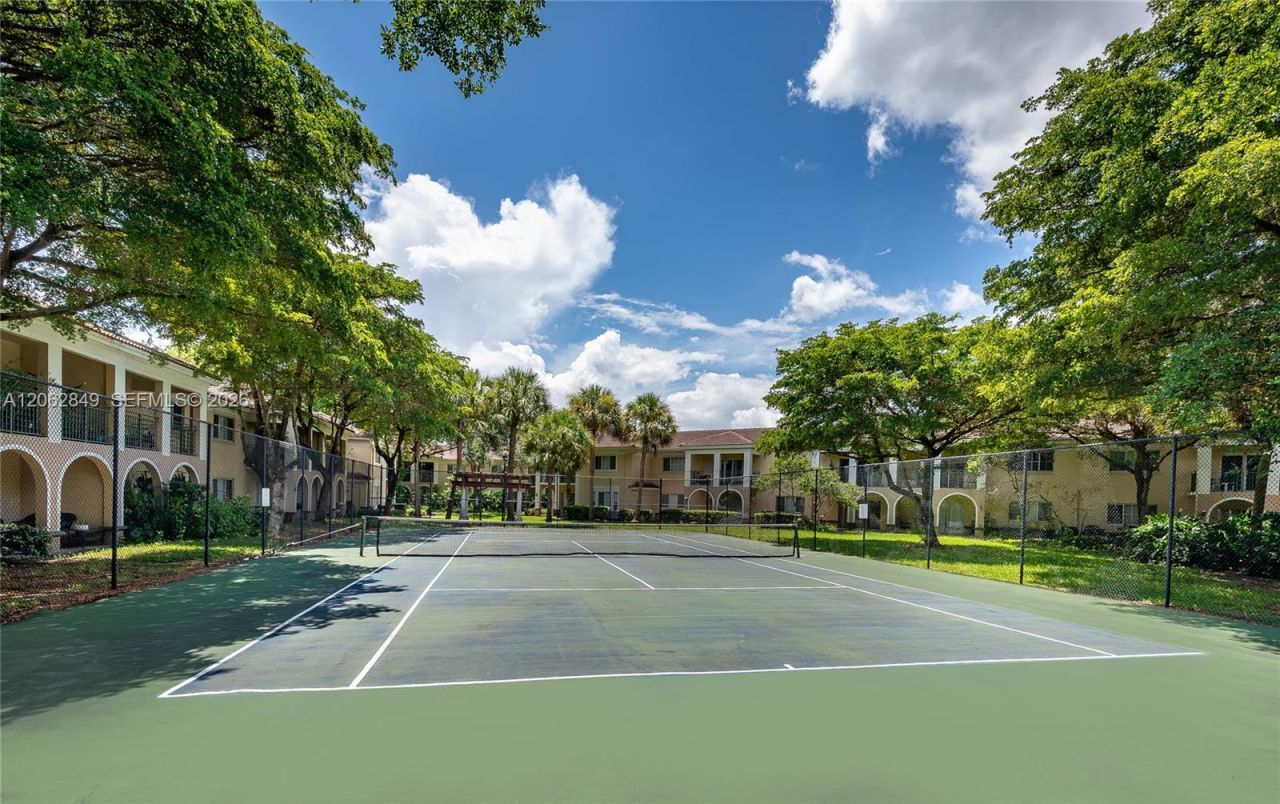 2482 Centergate Dr, Unit 101, Miramar, FL 33025 Photo