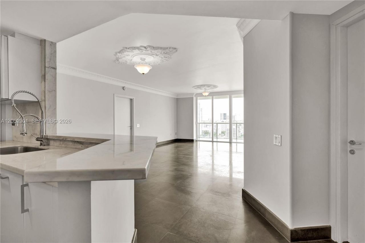 450 Alton Rd , Unit 1906, Miami Beach, FL 33139 Photo