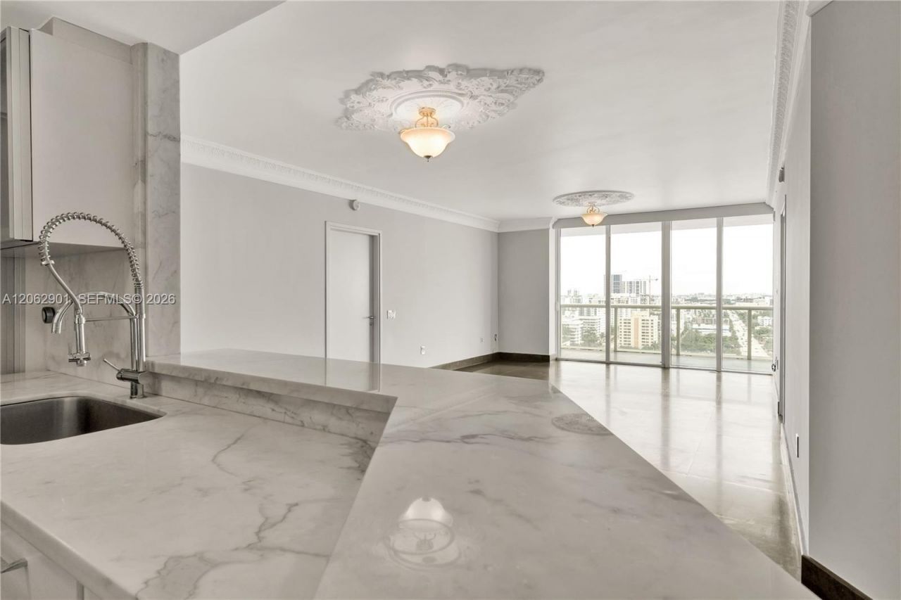 450 Alton Rd , Unit 1906, Miami Beach, FL 33139 Photo