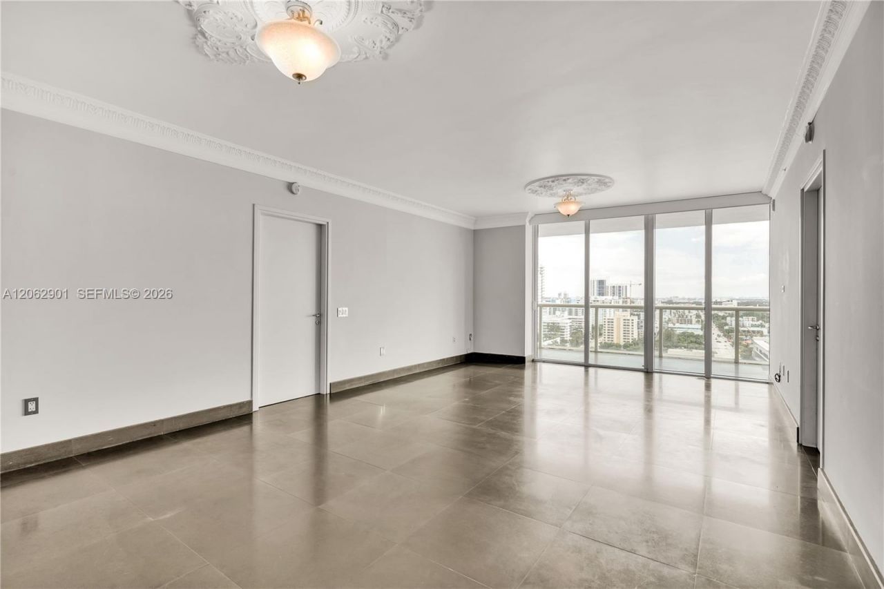 450 Alton Rd , Unit 1906, Miami Beach, FL 33139 Photo