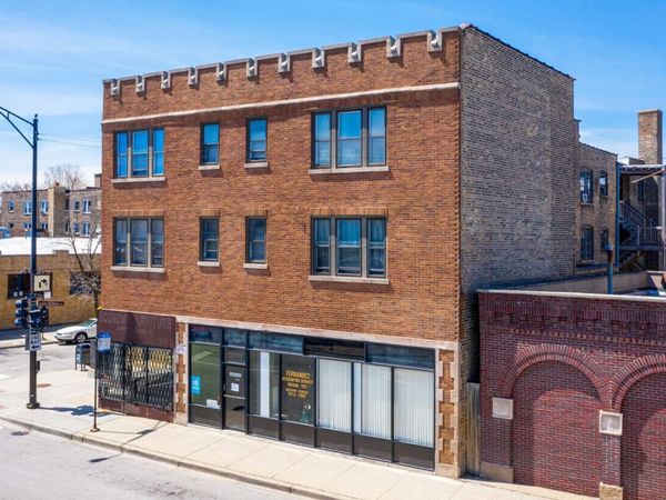 6602 N Clark Street , Chicago, IL 60626
