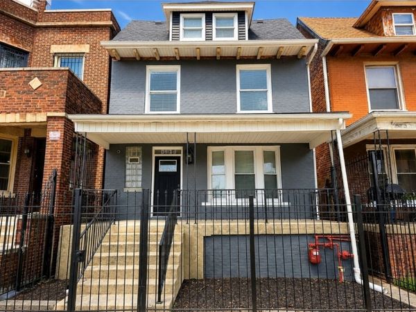 4346 W Gladys Avenue , Chicago, IL 60624