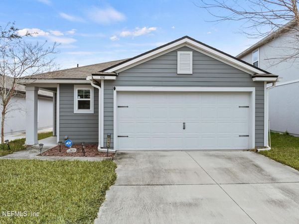 8292 MEADOW WALK Lane, Jacksonville, FL 32256