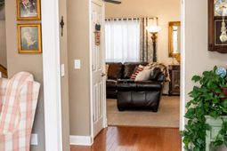 131 Willowbend Lane photo 4