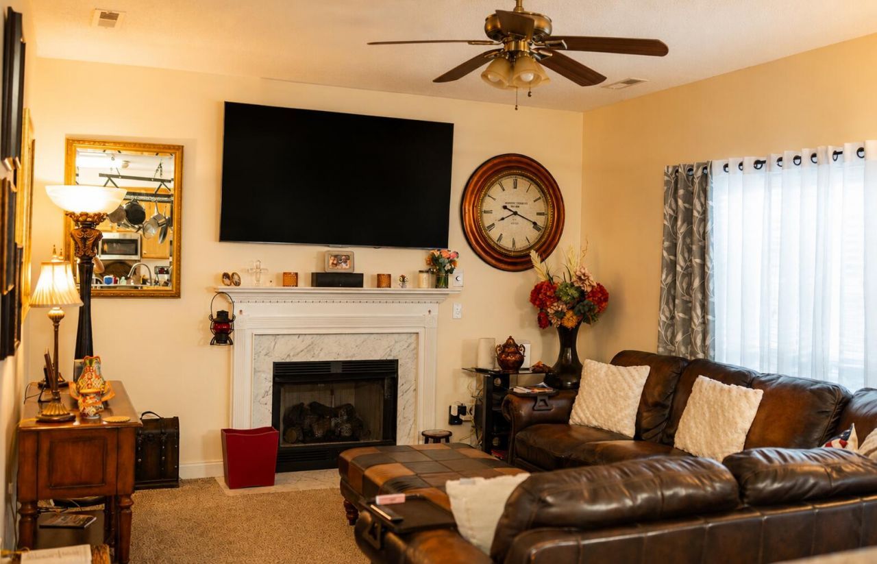 131 Willowbend Lane Photo 4