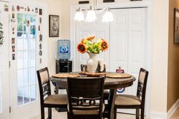 131 Willowbend Lane photo 4