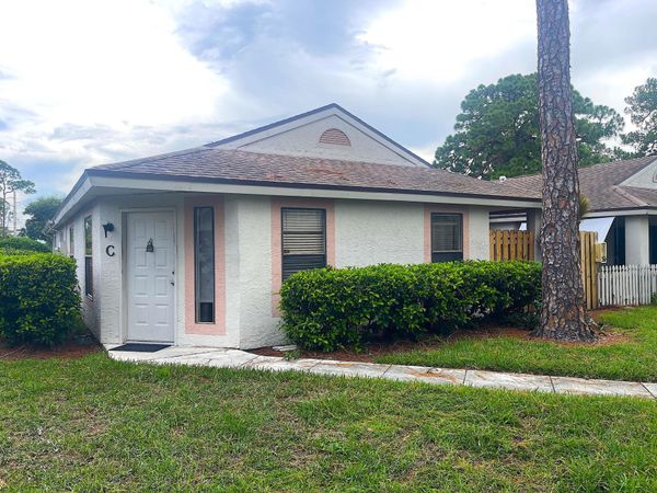2819 STONEWAY Lane, Unit C, Fort Pierce, FL 34982