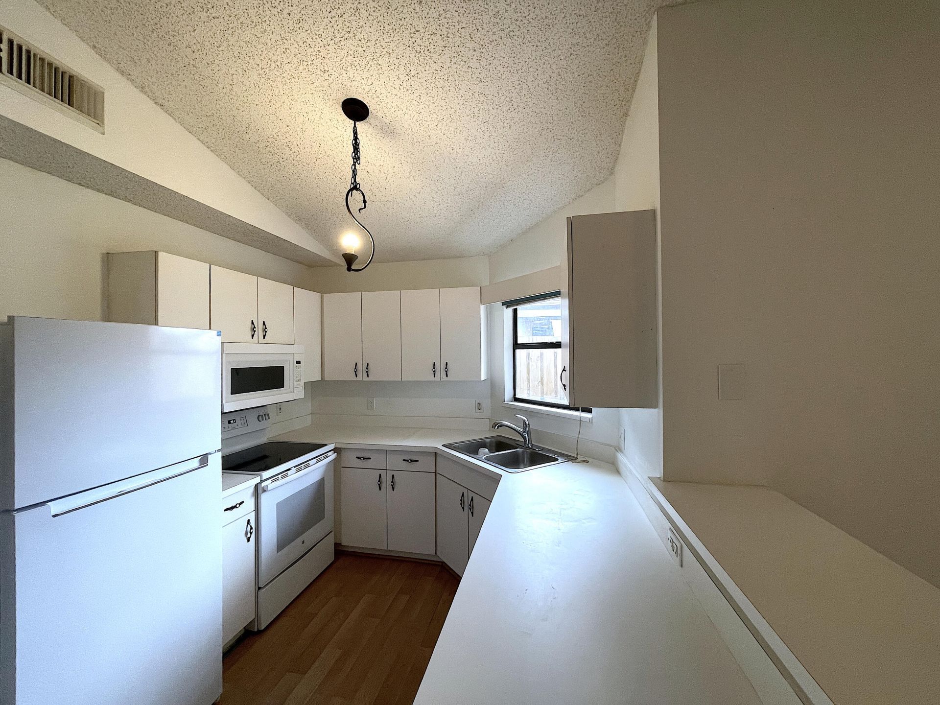 2819 Stoneway Lane, Unit C, Fort Pierce, FL 34982 Photo