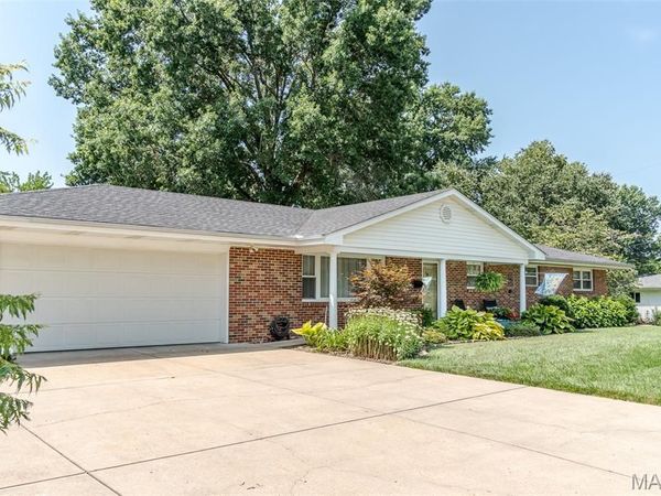 702 Oriole Lane , Washington, MO 63090