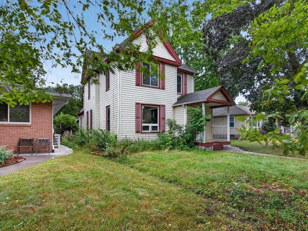 4028 Perry Avenue N, Robbinsdale, MN 55422