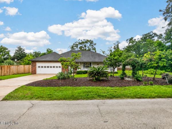8630 SYNHOFF Drive, Jacksonville, FL 32216
