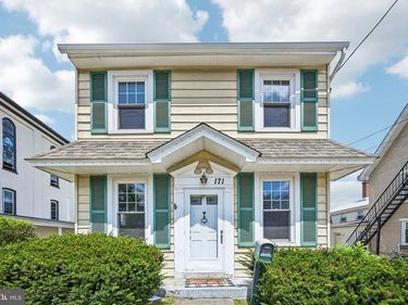 171 CHESTNUT STREET, SPRING CITY, PA 19475