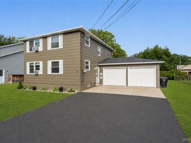 13 Banner Avenue, Lancaster, NY 14086