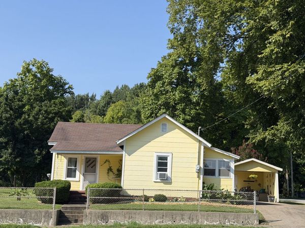 808 W 10th Street , Metropolis, IL 62960